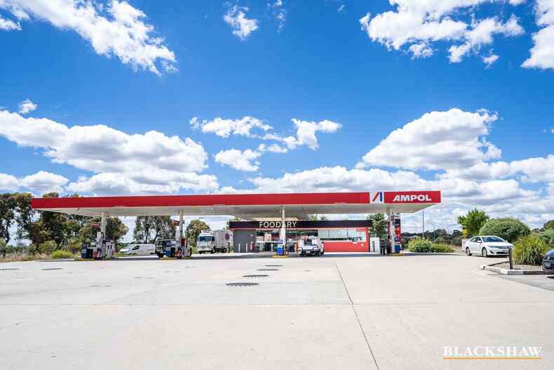 2 Furlong Road Queanbeyan West 2 Furlong Road Queanbeyan West