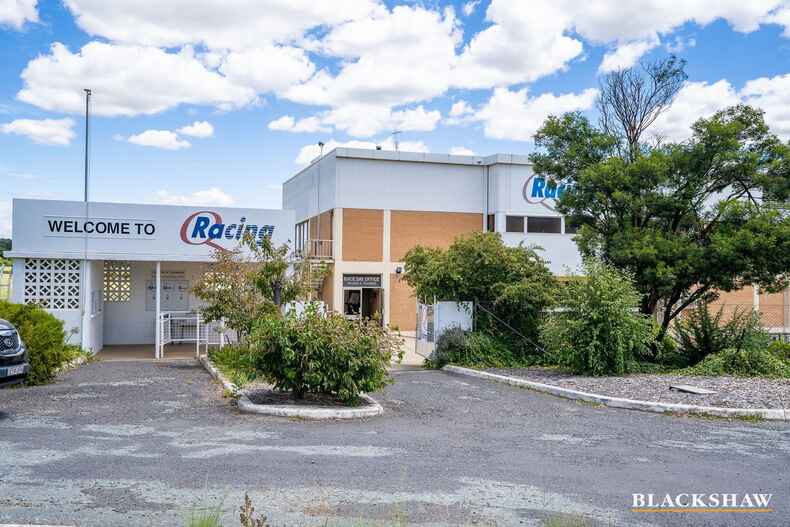 2 Furlong Road Queanbeyan West 2 Furlong Road Queanbeyan West