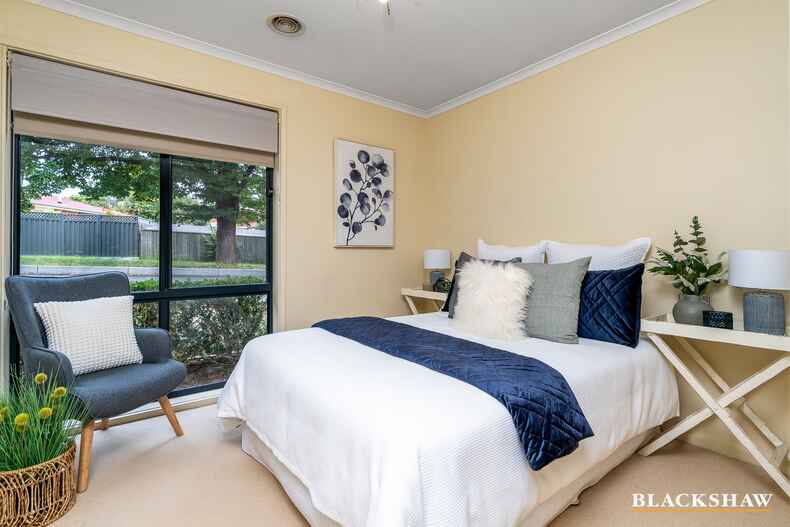 1/9 Coral Drive Jerrabomberra