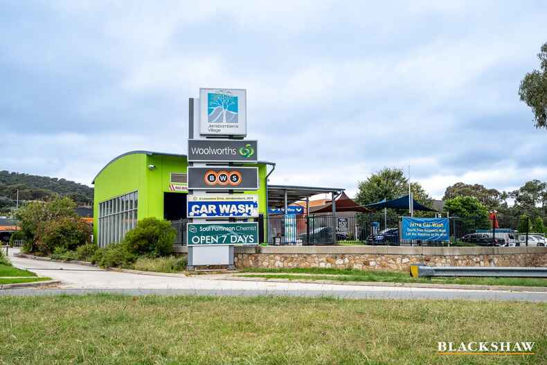 1/9 Coral Drive Jerrabomberra