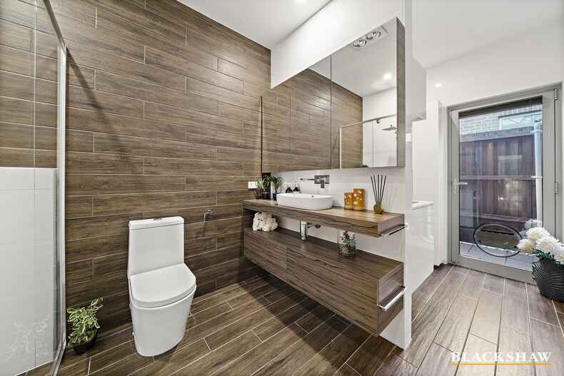 4/53 Kent Street Deakin