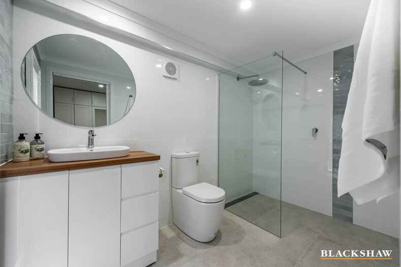 87 Poveys Road Colinton 87 Poveys Road Colinton