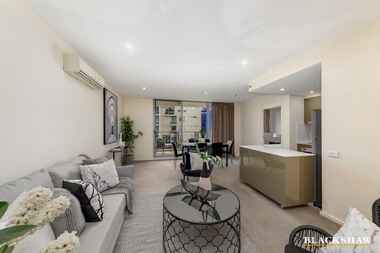 42/2 Edinburgh Avenue City