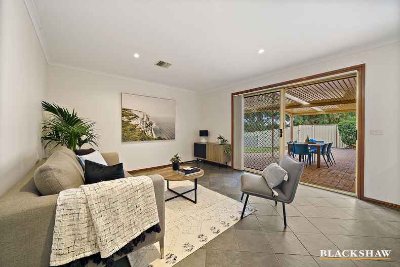 1 Jasmine Gardens Jerrabomberra