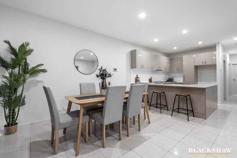 17/16 Ray Ellis Crescent Forde