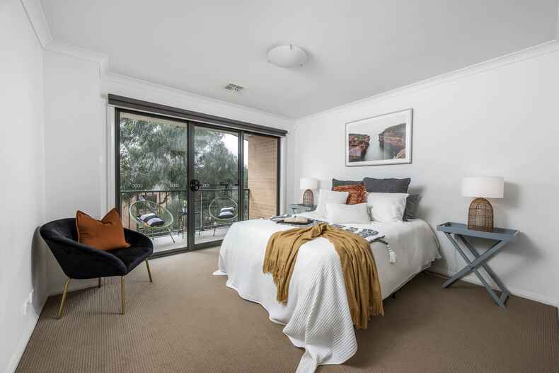 17/16 Ray Ellis Crescent Forde