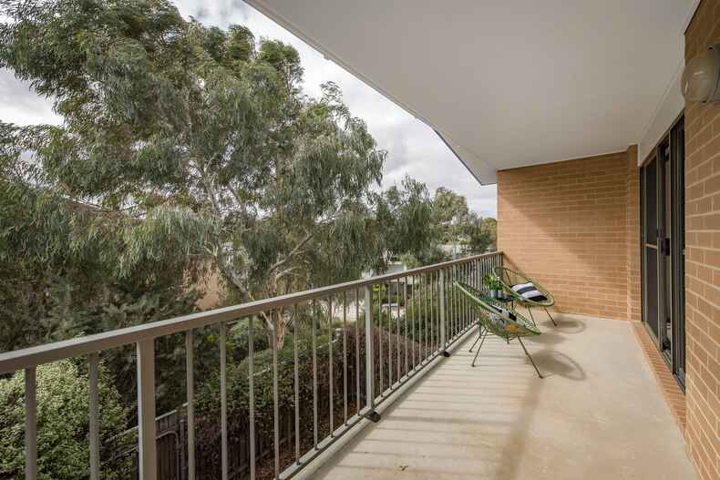 17/16 Ray Ellis Crescent Forde