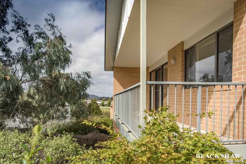 17/16 Ray Ellis Crescent Forde