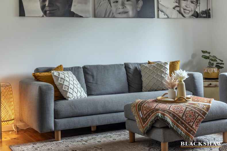 51 Armstrong Crescent Holt 51 Armstrong Crescent Holt