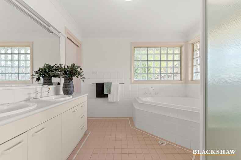 2 Naismith Place Kambah 2 Naismith Place Kambah