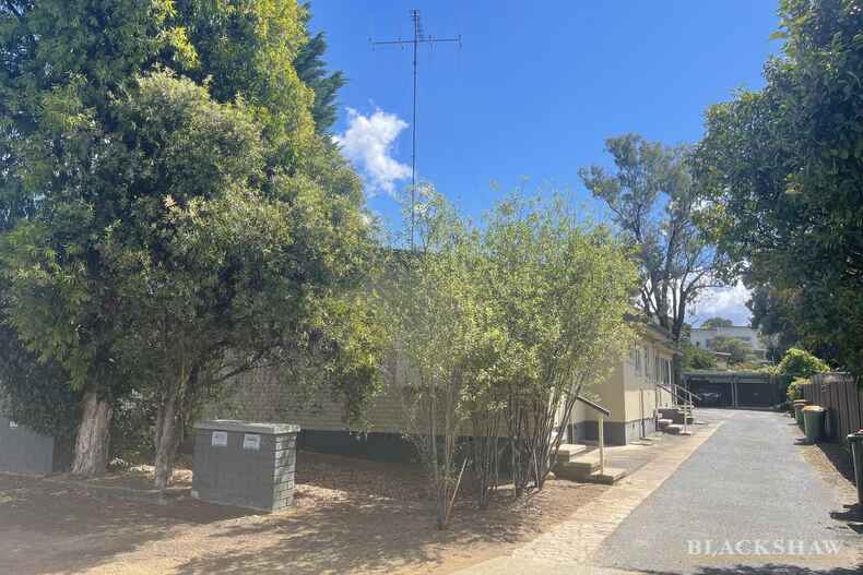 75 Tharwa Road Queanbeyan 75 Tharwa Road Queanbeyan