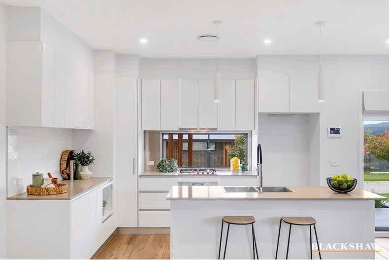 36 Goiser Loop Googong