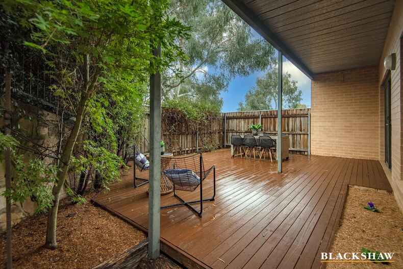 17/16 Ray Ellis Crescent Forde