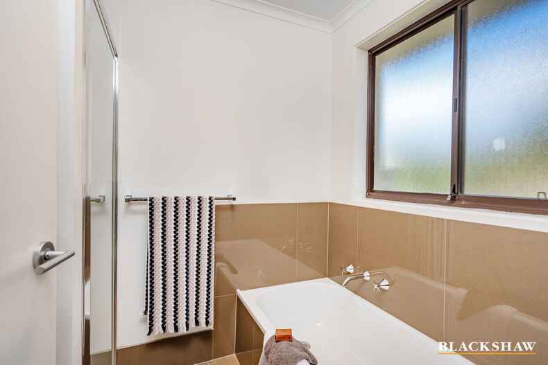 1 Quaife Place Florey