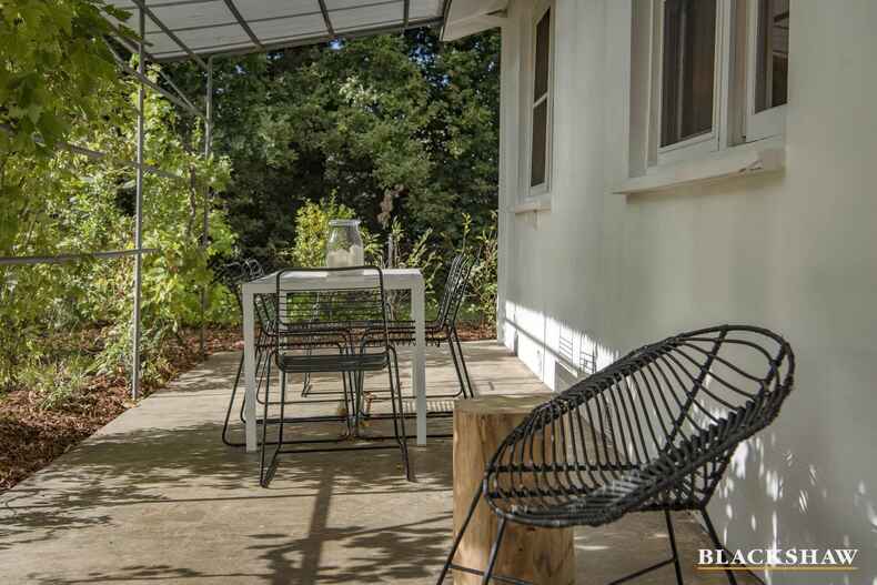 51 Matina Street Narrabundah 51 Matina Street Narrabundah