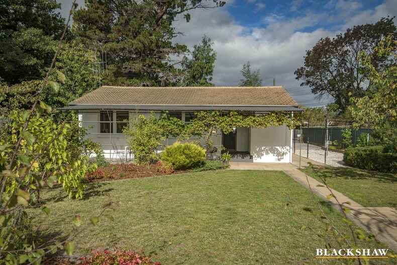 51 Matina Street Narrabundah 51 Matina Street Narrabundah