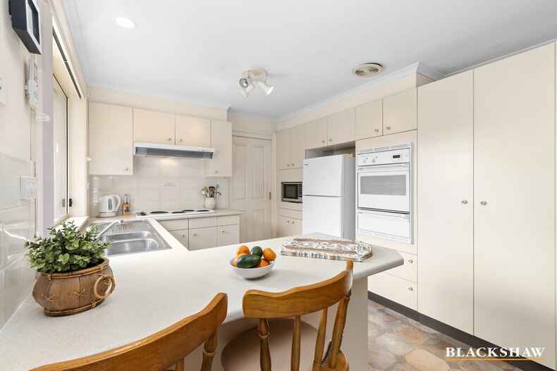 2 Blaxland Crescent Sunshine Bay 2 Blaxland Crescent Sunshine Bay