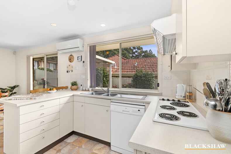 2 Blaxland Crescent Sunshine Bay 2 Blaxland Crescent Sunshine Bay