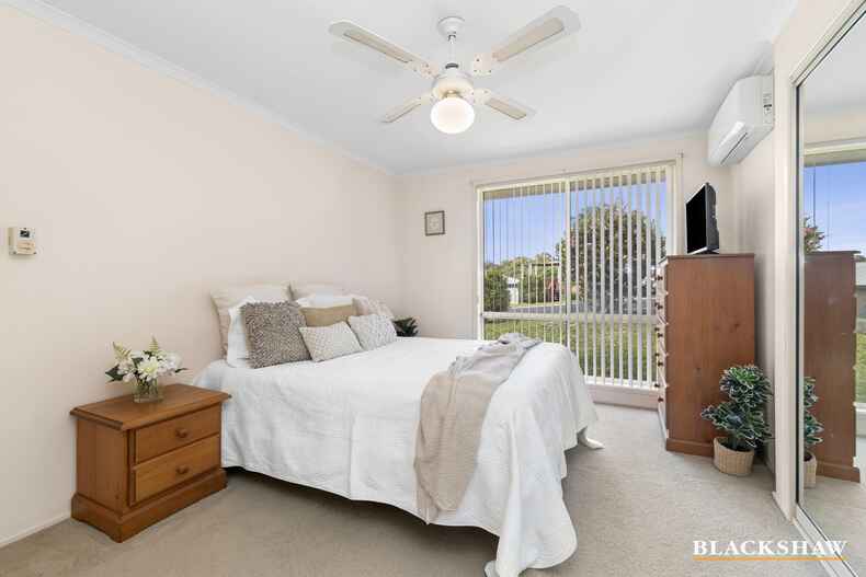 2 Blaxland Crescent Sunshine Bay 2 Blaxland Crescent Sunshine Bay