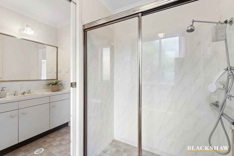 2 Blaxland Crescent Sunshine Bay 2 Blaxland Crescent Sunshine Bay