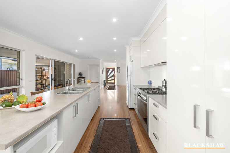 11 Bagarin Avenue Tomakin 11 Bagarin Avenue Tomakin