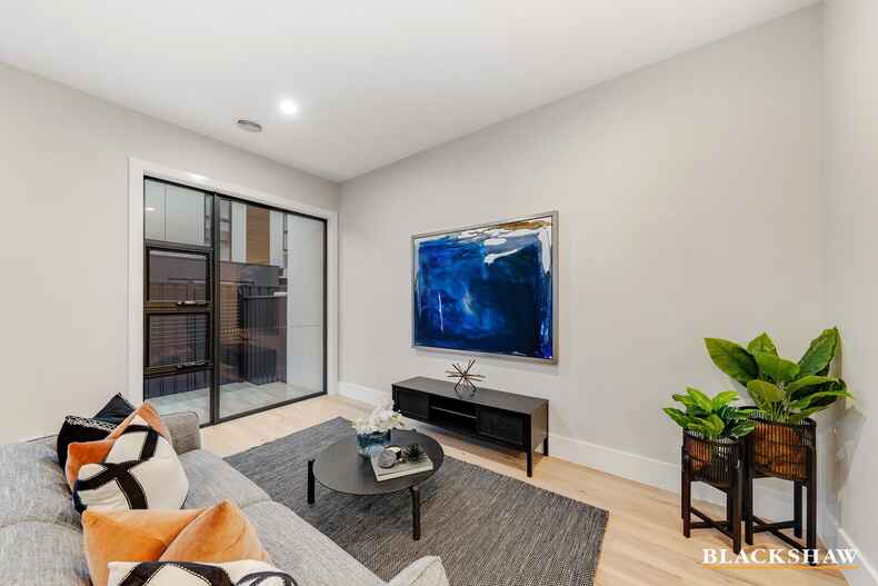 2/17 Lumeah Street Narrabundah