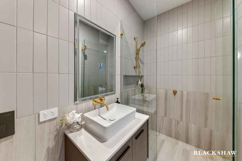 2/17 Lumeah Street Narrabundah