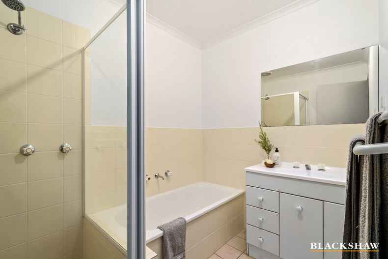 5/3 Newlop Street Ngunnawal 5/3 Newlop Street Ngunnawal