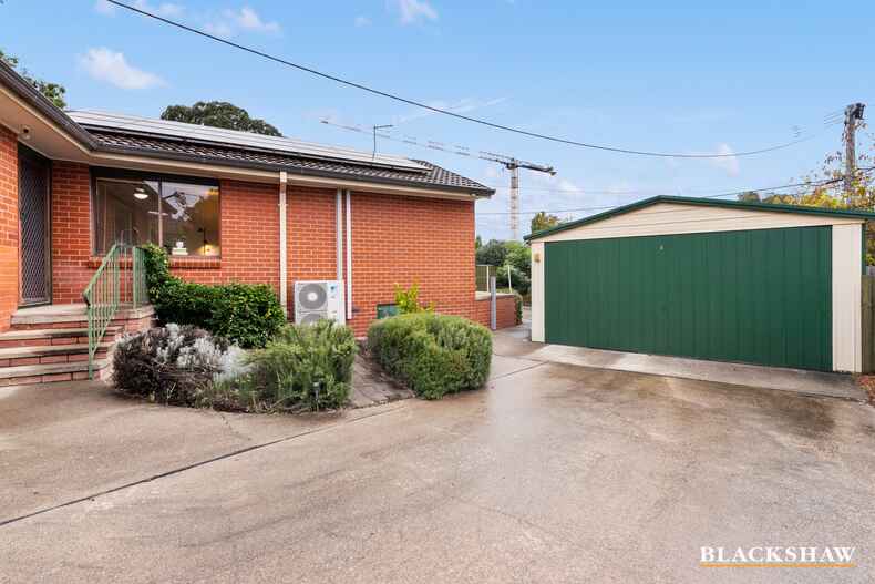 4 Esson Place Garran