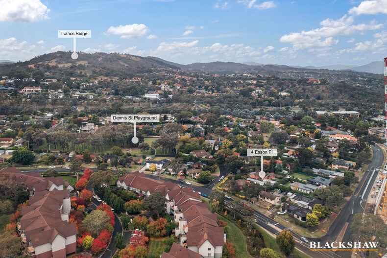 4 Esson Place Garran