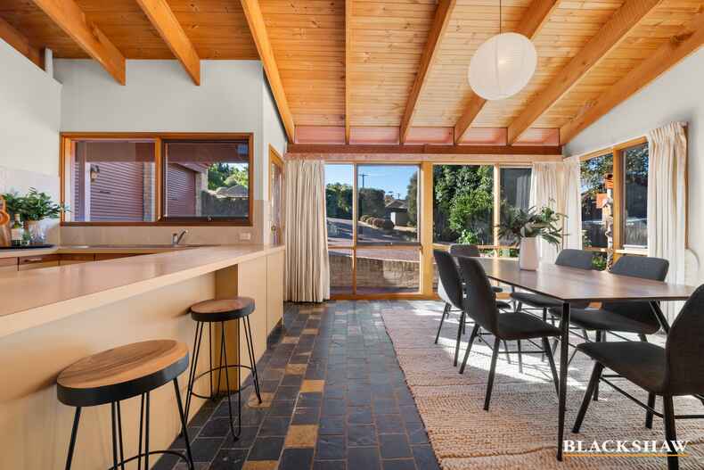 2 Max Henry Crescent Macarthur 2 Max Henry Crescent Macarthur