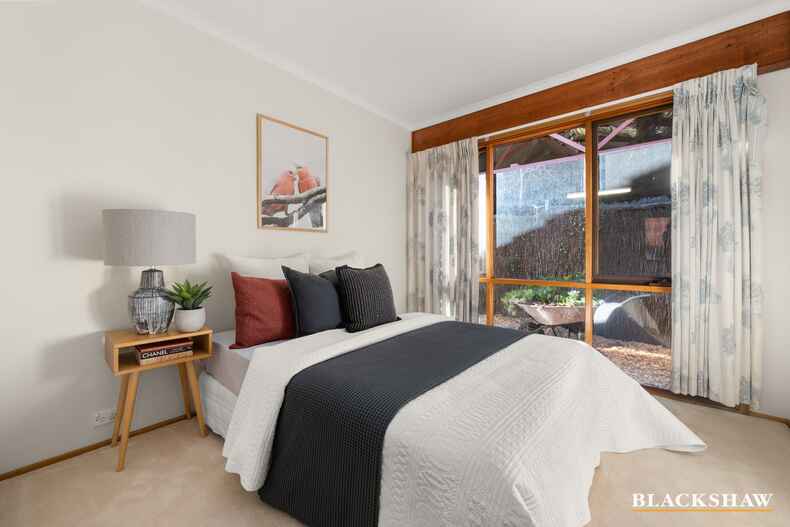 2 Max Henry Crescent Macarthur 2 Max Henry Crescent Macarthur