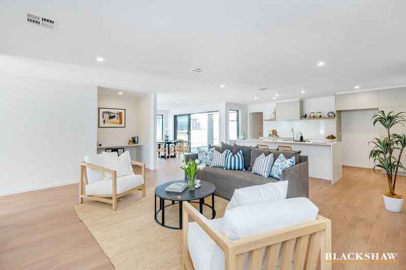 4 Quoll Place Throsby 4 Quoll Place Throsby