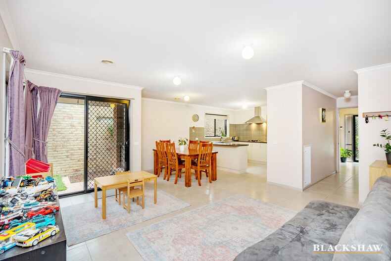 16 Coomera Street Harrison 16 Coomera Street Harrison