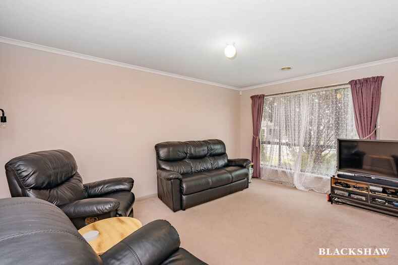 16 Coomera Street Harrison 16 Coomera Street Harrison