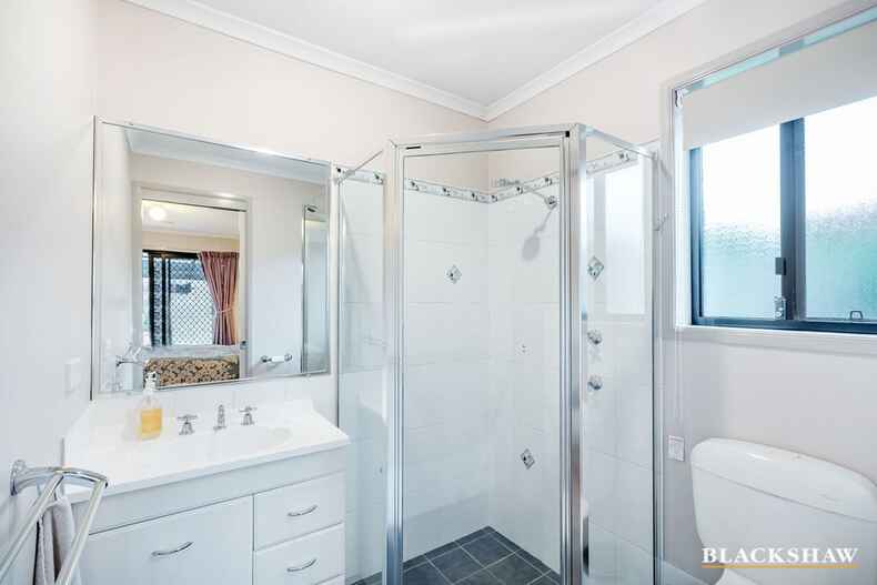 16 Coomera Street Harrison 16 Coomera Street Harrison