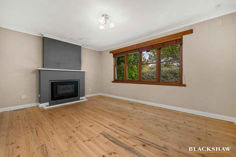 19 Sturt Avenue Narrabundah 19 Sturt Avenue Narrabundah