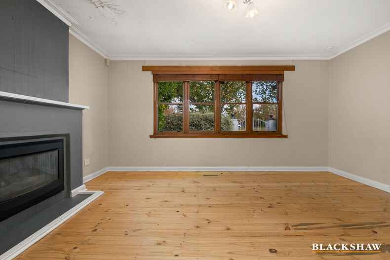 19 Sturt Avenue Narrabundah 19 Sturt Avenue Narrabundah