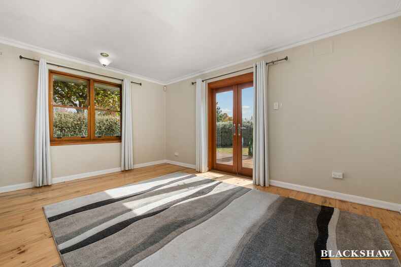 19 Sturt Avenue Narrabundah 19 Sturt Avenue Narrabundah