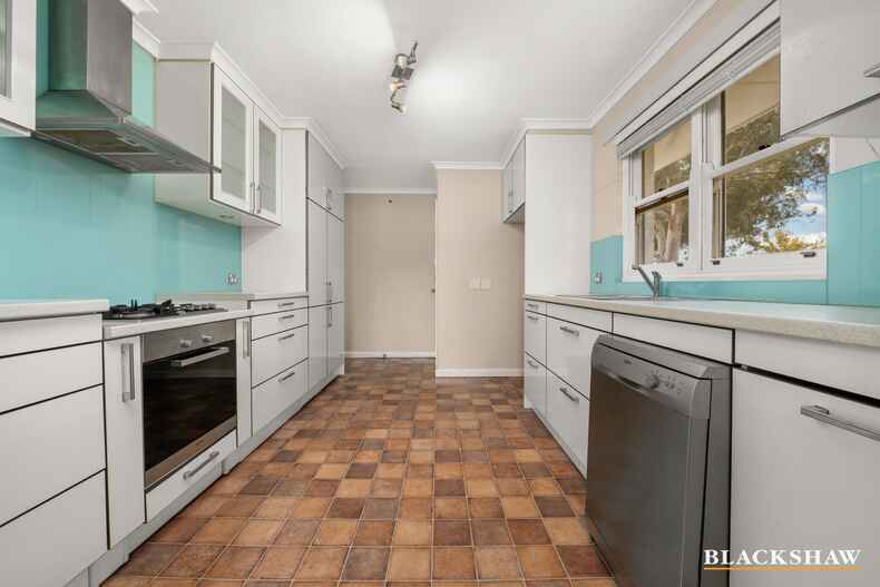 19 Sturt Avenue Narrabundah 19 Sturt Avenue Narrabundah