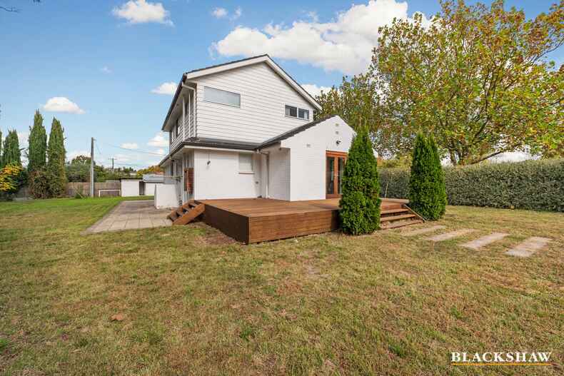 19 Sturt Avenue Narrabundah 19 Sturt Avenue Narrabundah