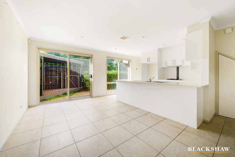 2/41 Ross Road Queanbeyan