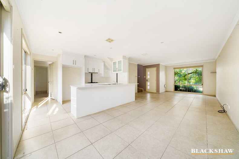 2/41 Ross Road Queanbeyan