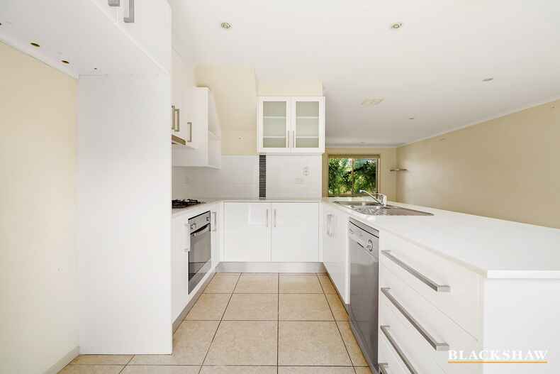 2/41 Ross Road Queanbeyan