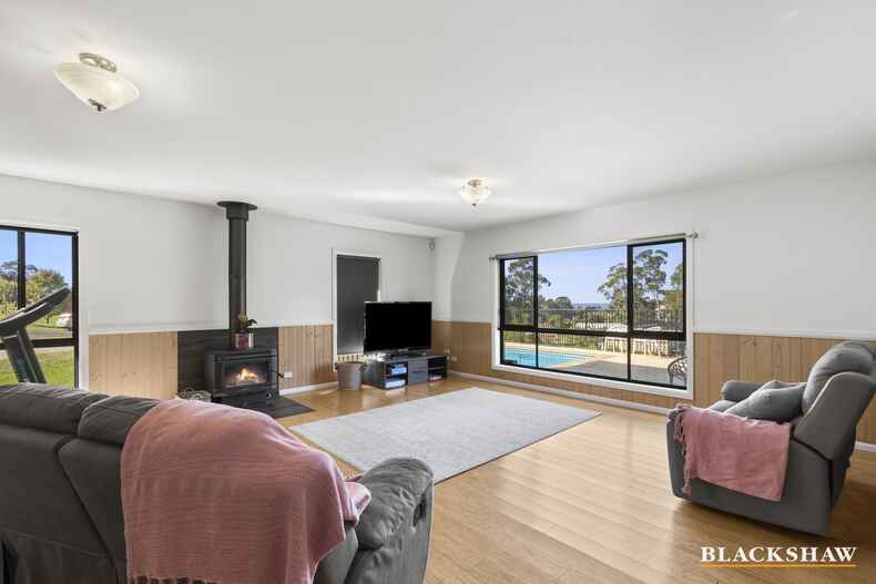 213 George Bass Drive Surf Beach 213 George Bass Drive Surf Beach