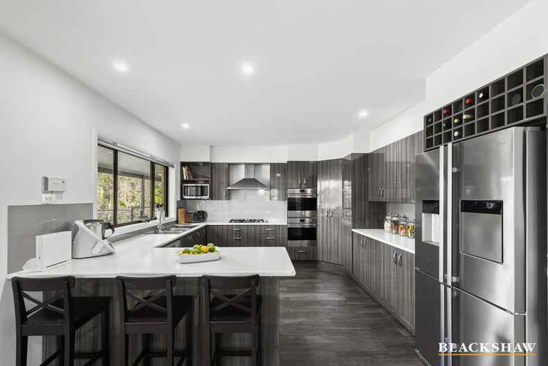 213 George Bass Drive Surf Beach 213 George Bass Drive Surf Beach