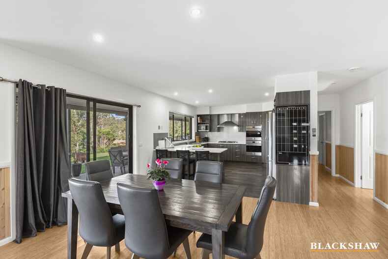 213 George Bass Drive Surf Beach 213 George Bass Drive Surf Beach