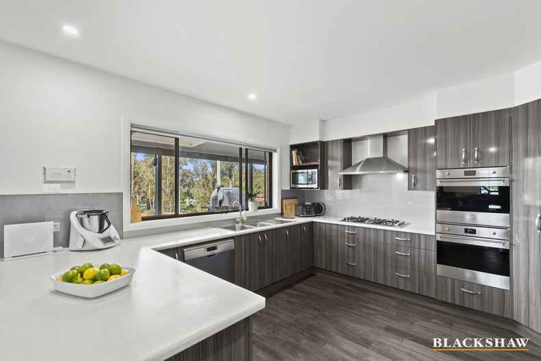 213 George Bass Drive Surf Beach 213 George Bass Drive Surf Beach