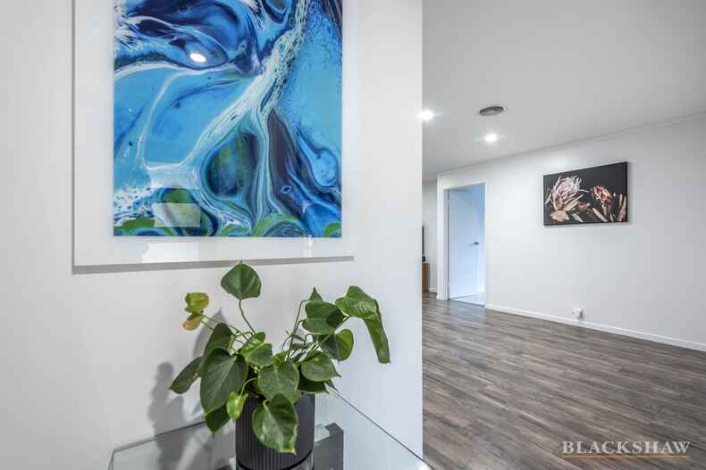 16 Michael Holt Crescent Gordon 16 Michael Holt Crescent Gordon