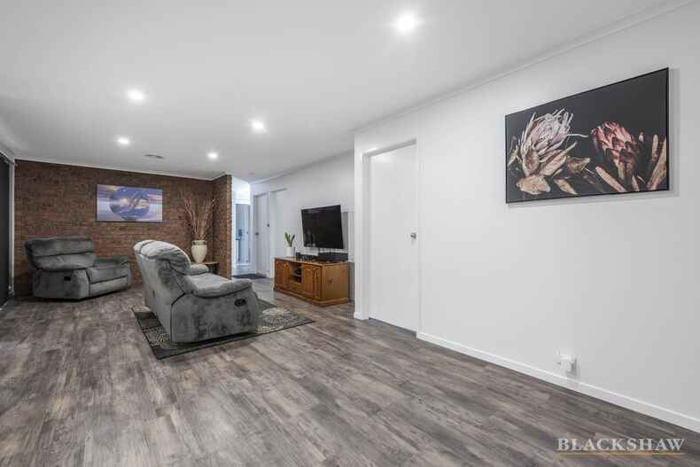 16 Michael Holt Crescent Gordon 16 Michael Holt Crescent Gordon